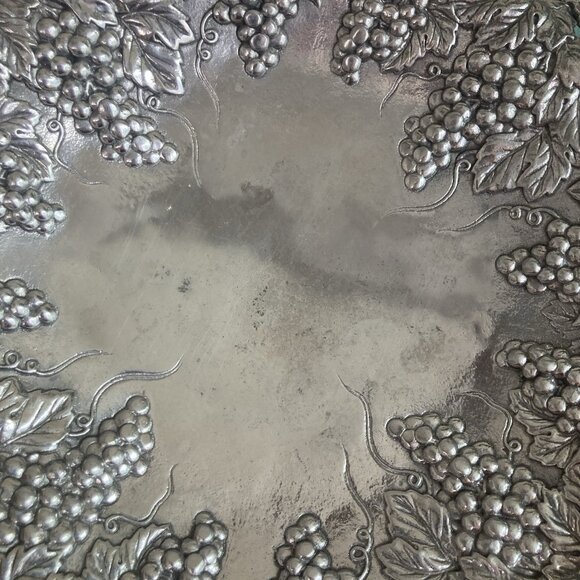 VTG ARTHUR COURT 1996 Pedestal Tray Basket Metal Centerpiece  W/Grapes & Leaves - Picture 11 of 14